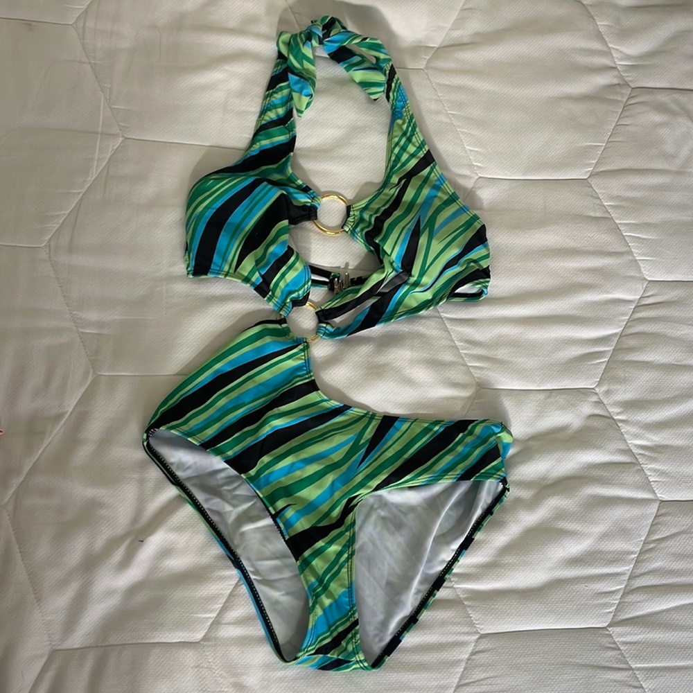 One piece bathing suit
